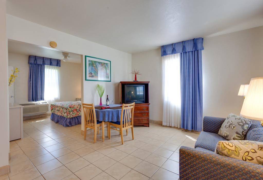 Fountain Cottages Inn - photo 4