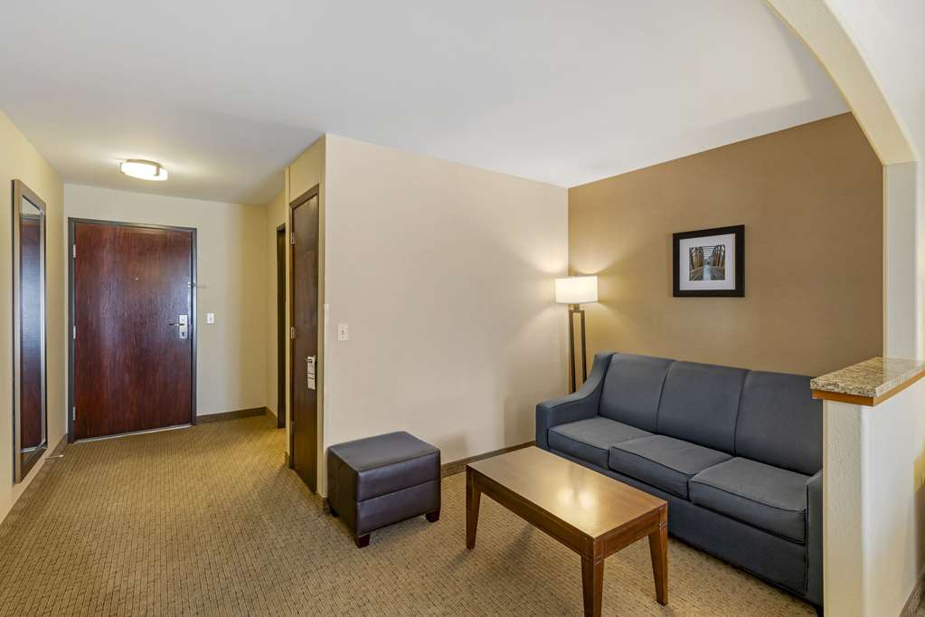 Comfort Inn & Suites Gillette near Campbell Medical Center - photo 24