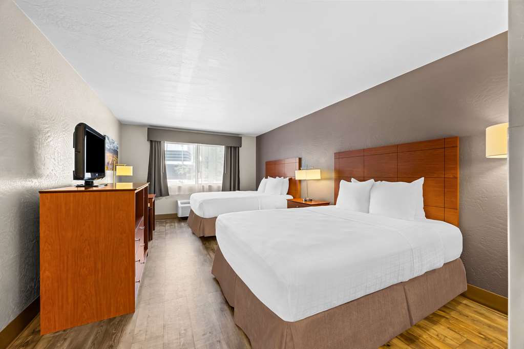 Best Western Inn At The Rogue - photo 5