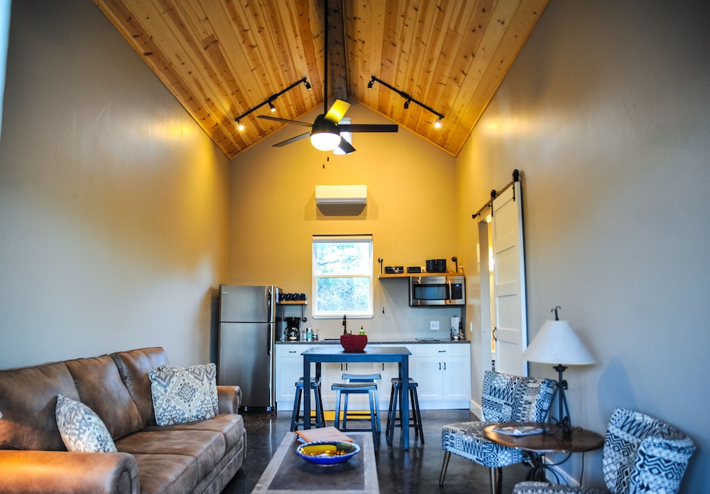 Hill Country Casitas - photo 30