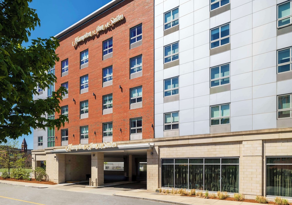 Hampton Inn & Suites Worcester - photo 64