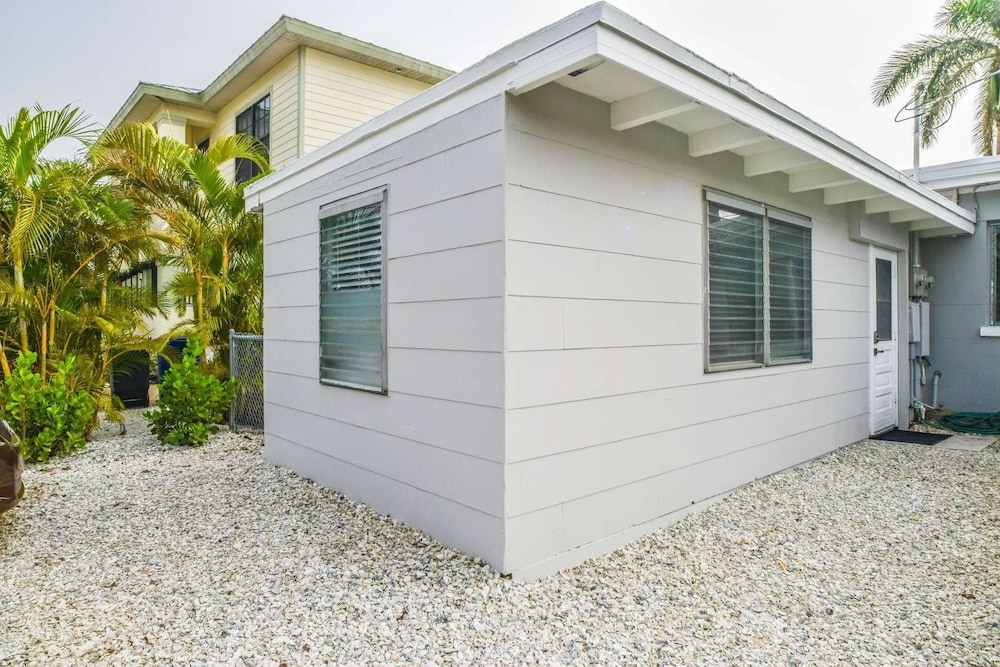 Fort Myers Couples Getaway - photo 23
