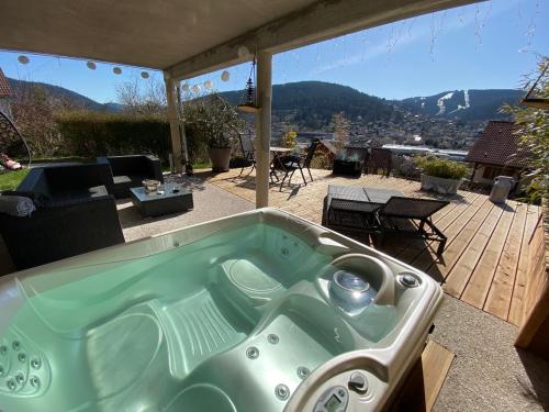 Au Nid Cosy D’isa a Gerardmer Vosges Spas Privatifs in Gerardmer, France