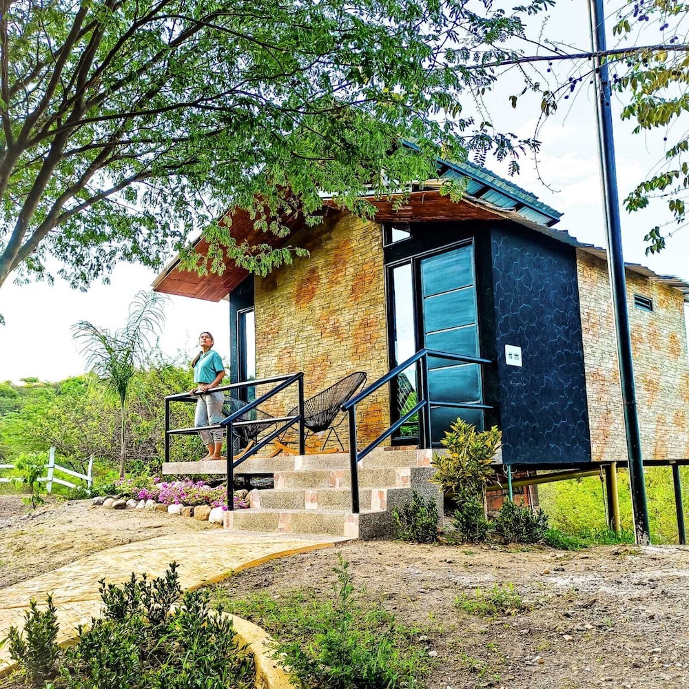L Oliveraie En Provence — Lambesc