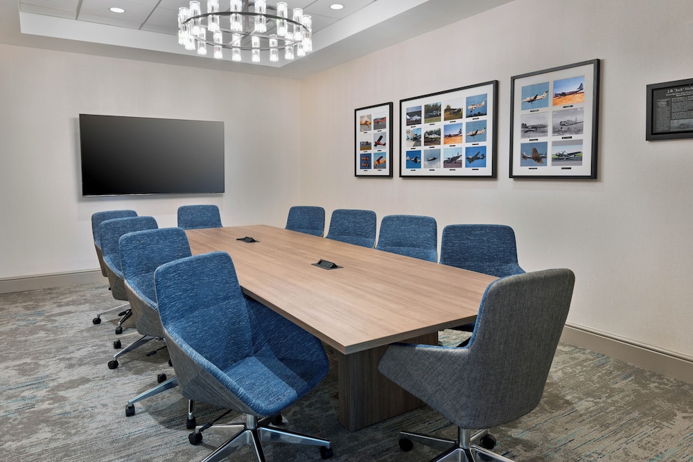Hilton Garden Inn Tampa Airport Westshore - photo 37