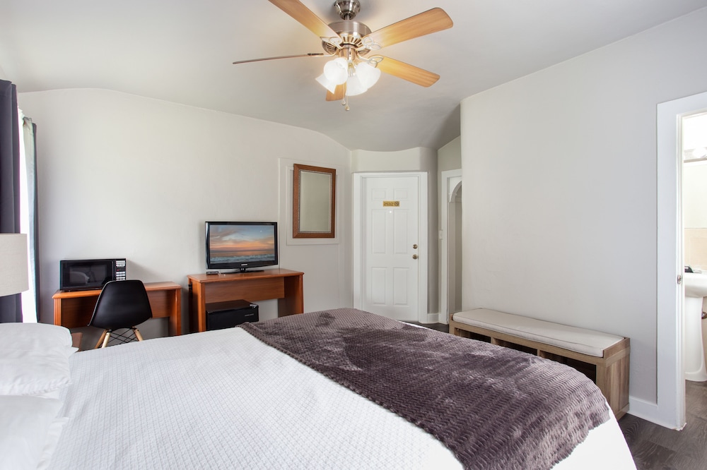 Travel Inn of Titusville - photo 6