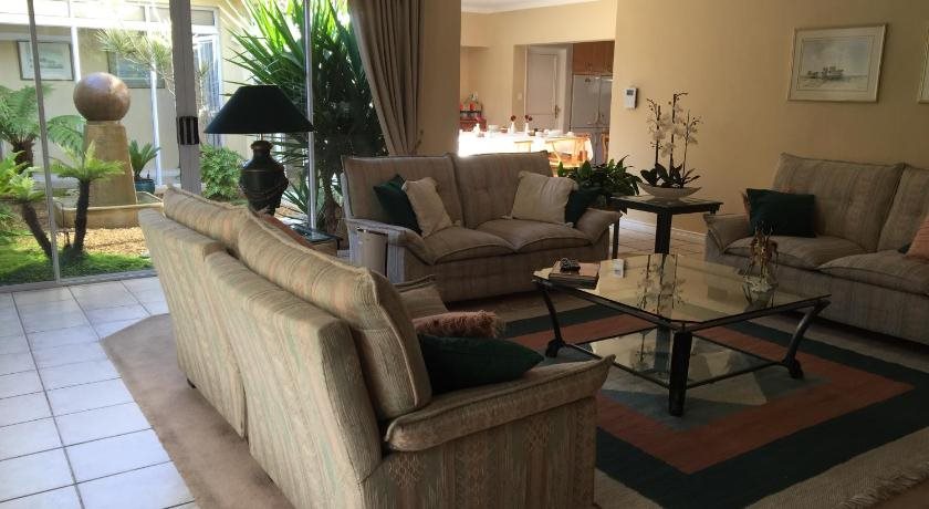 Tranquille Manor