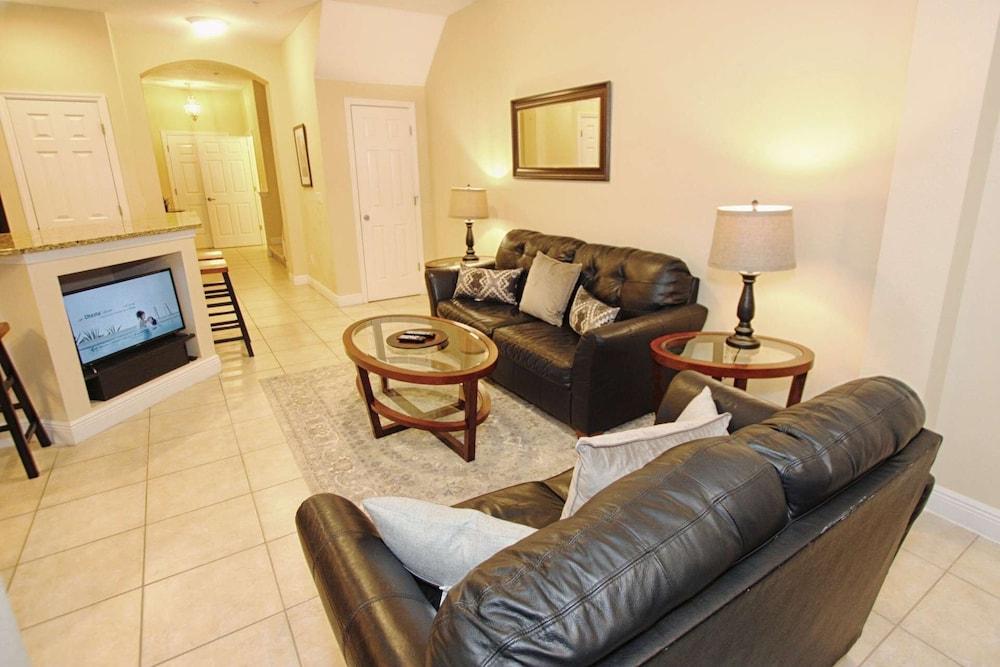 Reunion by PRP — 4-Star Luxury Hotel in Kissimmee, United States