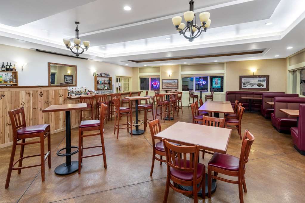Inn at Lander Travelodge by Wyndham - photo 27
