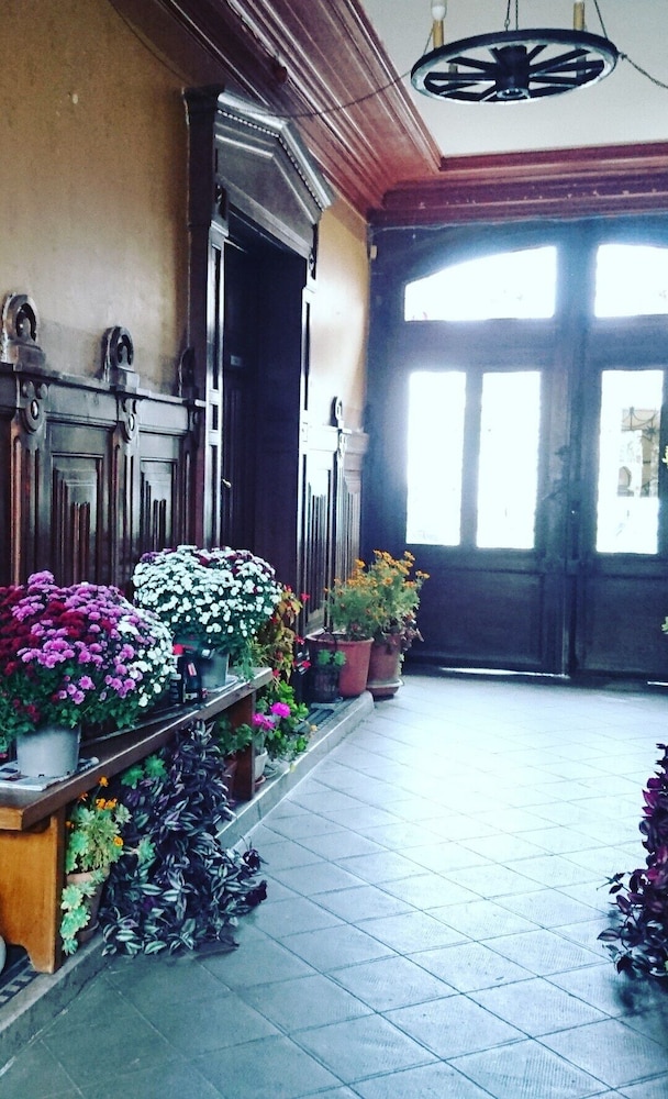 La Vieille France — hotel in Saint-Florentin