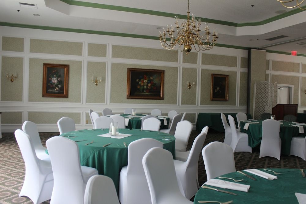 Copperfield Inn Resort - photo 30