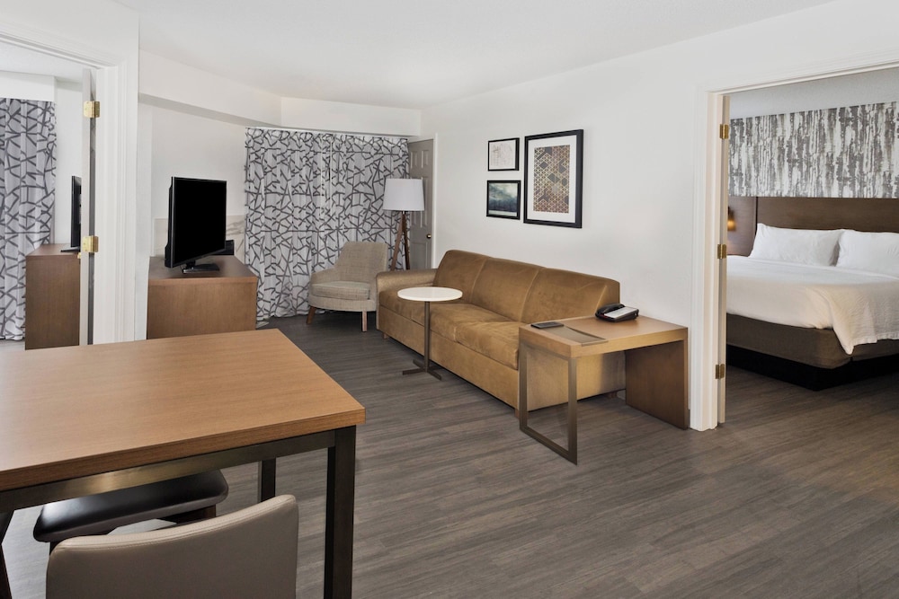Residence Inn by Marriott Columbus - photo 25