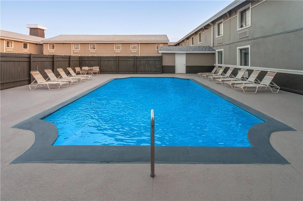La Quinta Inn by Wyndham Champaign - photo 14