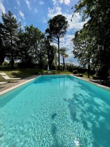 Villa Resta & Dependance — 4-Star Luxury Hotel in Castel San Pietro Terme, Italy