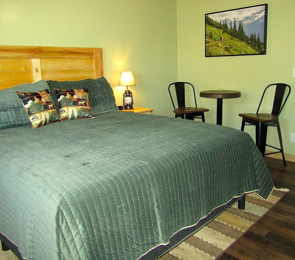 Rusty Buck Inn - photo 47