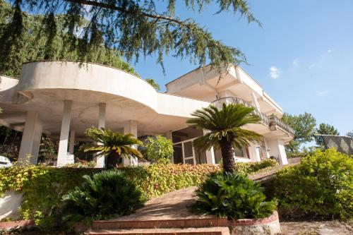 Verde Smeraldo — 4-Star Luxury Hotel in Salerno, Italy