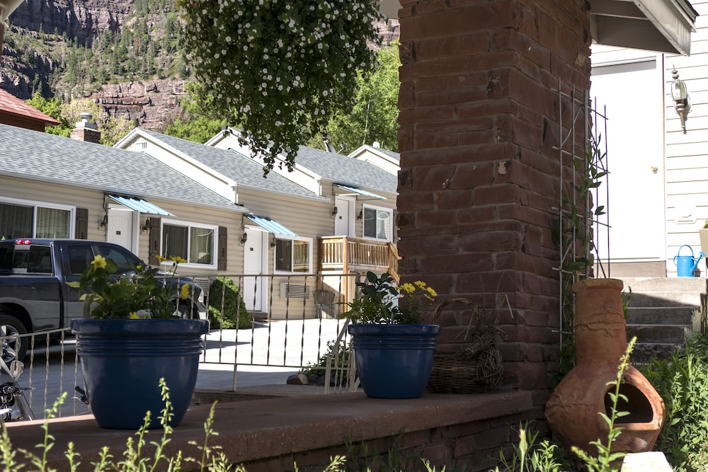 Abram Inn & Suites - photo 42