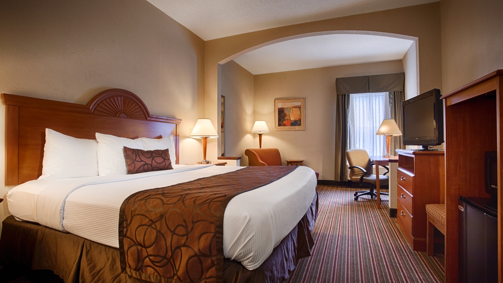 Best Western Plus Edison Inn — Garner — photo 4