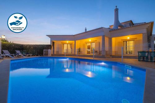 Villa Rose Bay by Algarve Vacation — 4-Star Luxury Hotel in Albufeira, Portugal