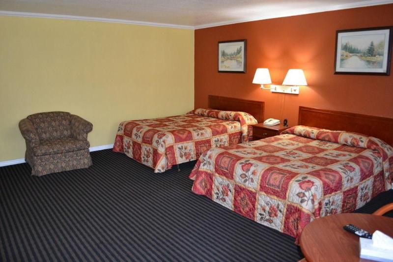 Alpha Inn & Suites - photo 3