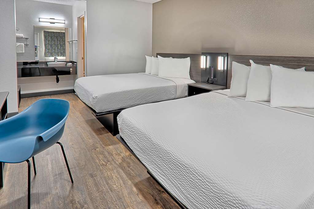 Motel 6 Lancaster CA - photo 7
