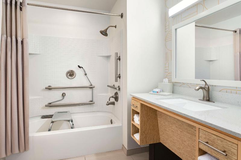 Home2 Suites by Hilton Oxford - photo 41