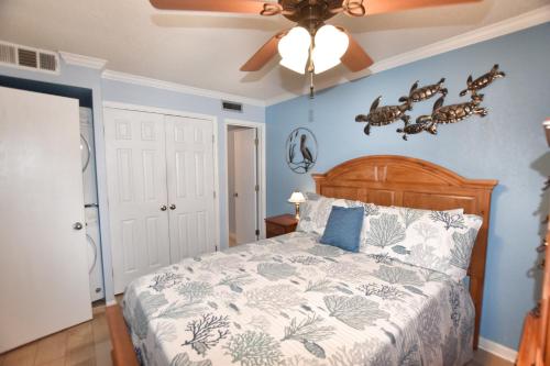 0303 Waters Edge Resort 1 Bedroom Condo by RedAwning - photo 13