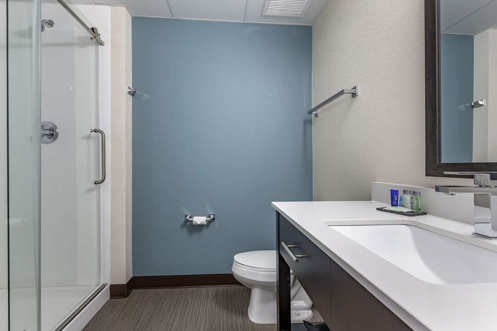 Sleep Inn & Suites Milwaukee Franklin - photo 12