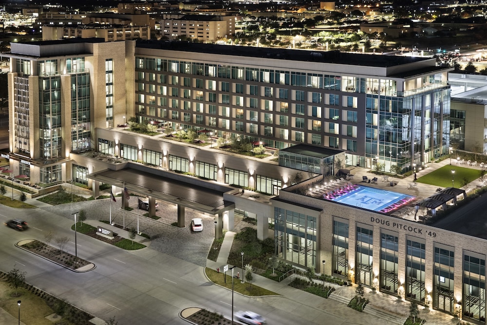 Texas A&M Hotel and Conference Center - photo 19