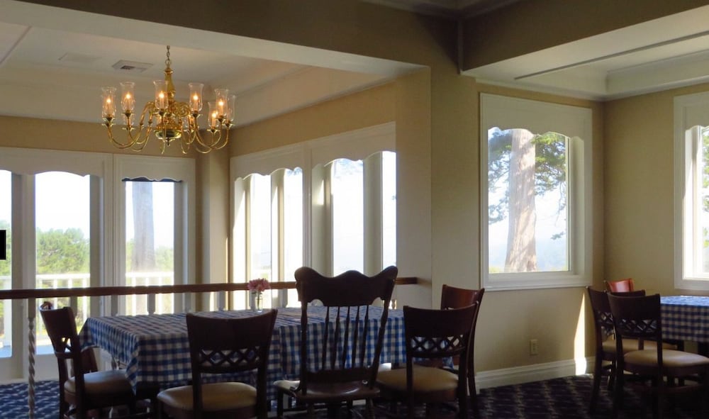 Hill House Inn - photo 24