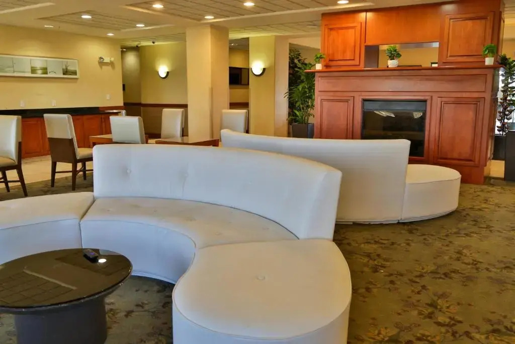 Wingate By Wyndham Rock Springs - photo 10