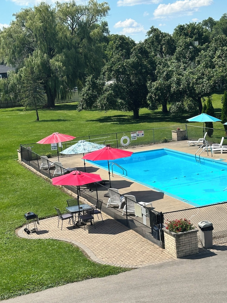 Geneva Wells Inn - photo 45
