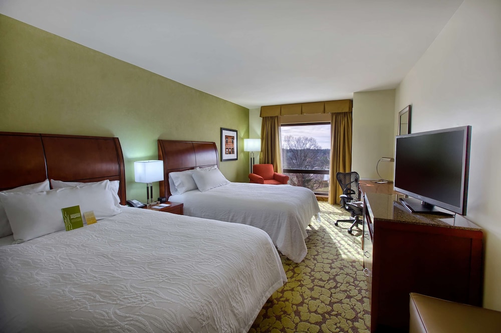 Hilton Garden Inn Durham University Medical Center - photo 11
