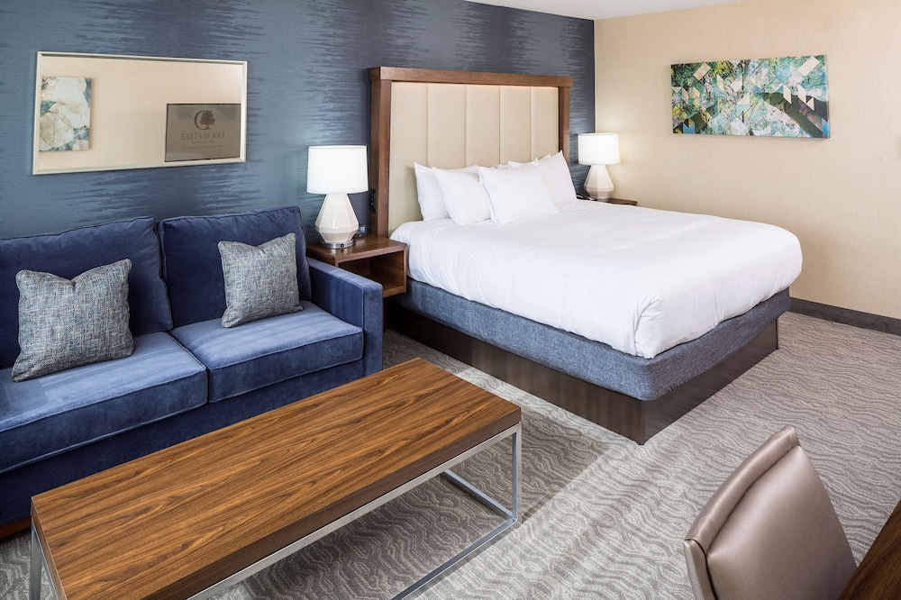 DoubleTree by Hilton Boston Andover - photo 11