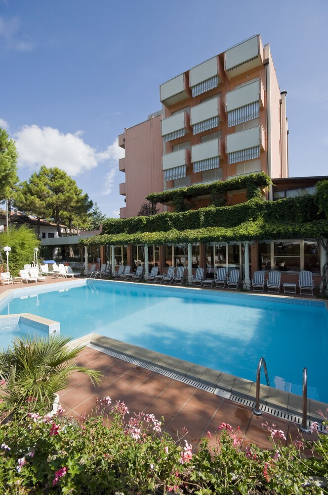 Hotel Meeting — carbon neutral stay, Cesenatico