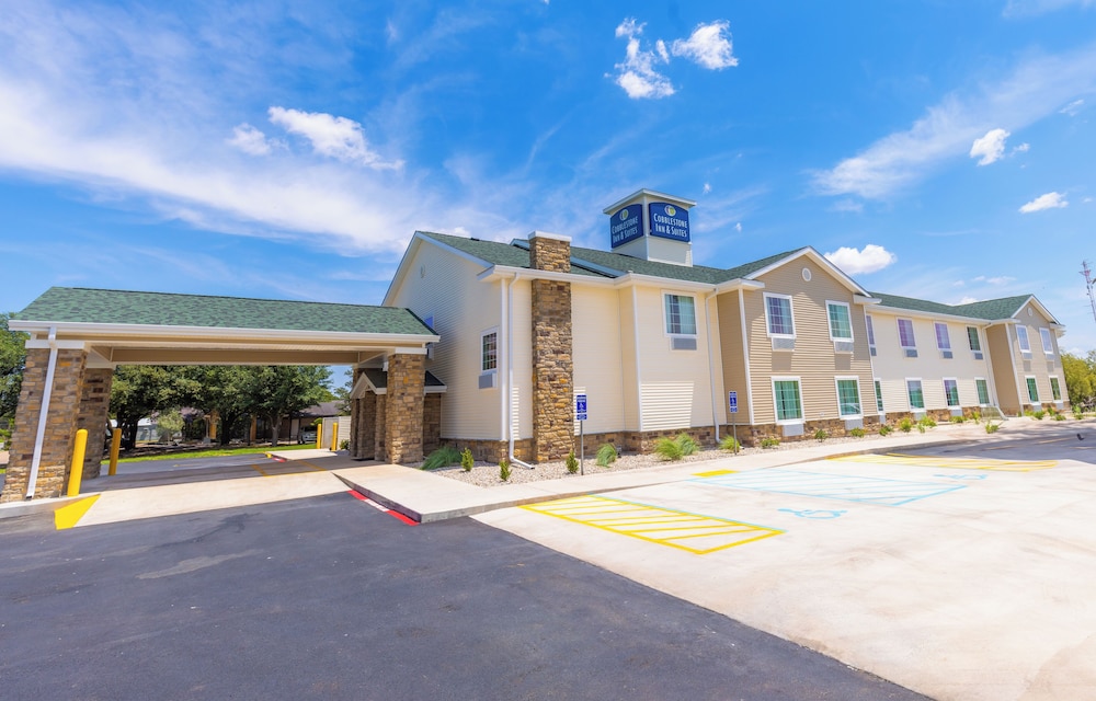 Cobblestone Inn & Suites Winters - photo 99