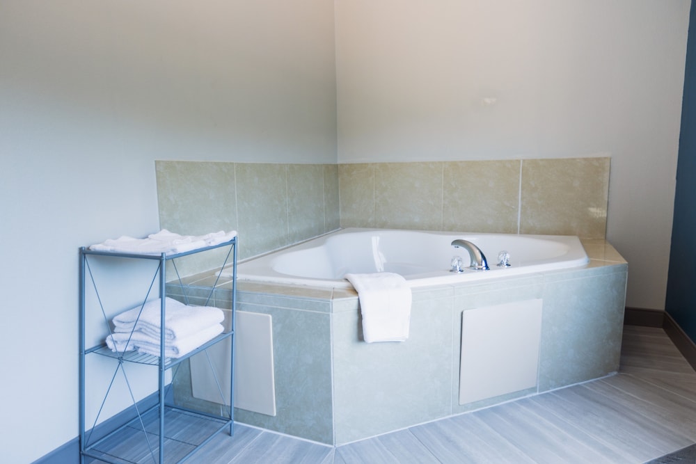 Holiday Inn Express & Suites Guthrie North Edmond by IHG - photo 18