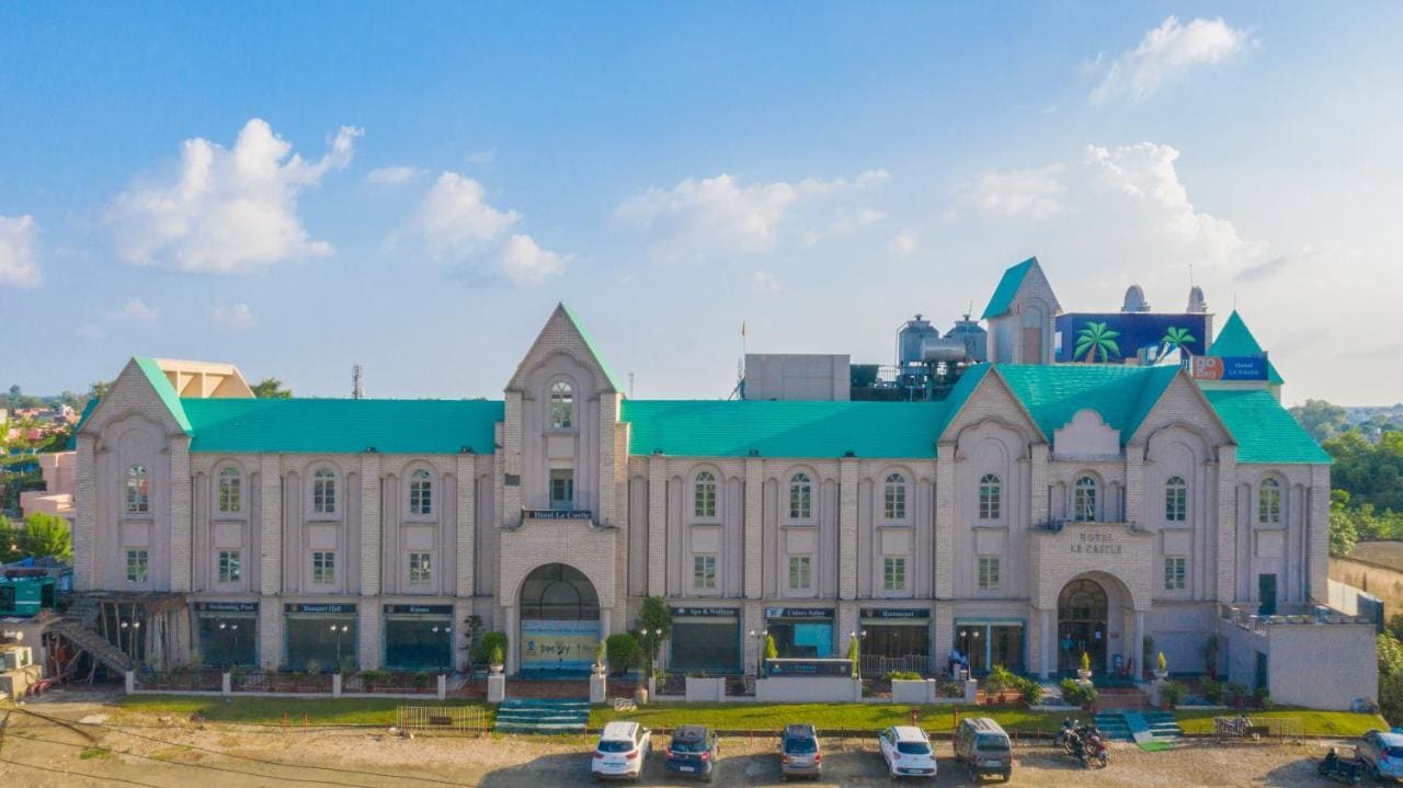Hotel Le Castle — hotel in Rampura