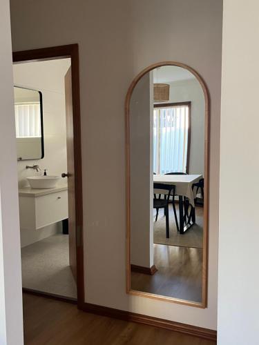 Fern - carbon neutral hotel in Gerringong
