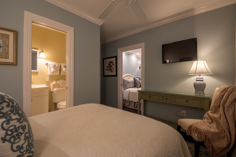The Kenwood Inn - photo 18