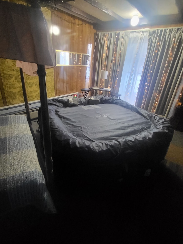 Pocono Mountains Hotel and Spa - photo 104