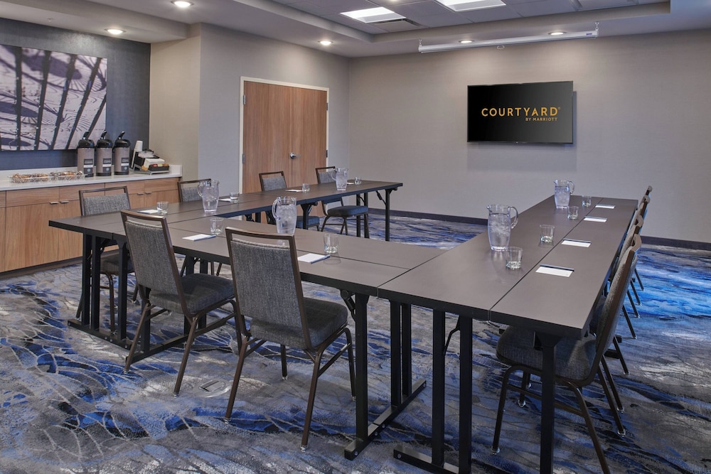 Fairfield Inn & Suites by Marriott Louisville Jeffersonville - photo 26