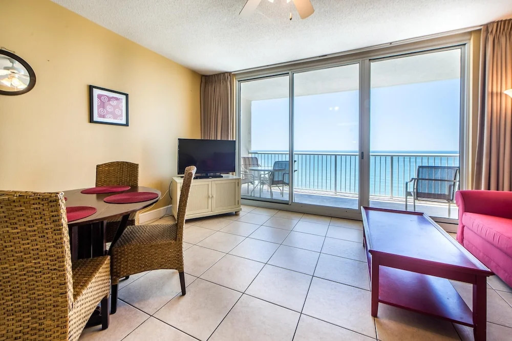Majestic Beach Towers 1 1706 - photo 6
