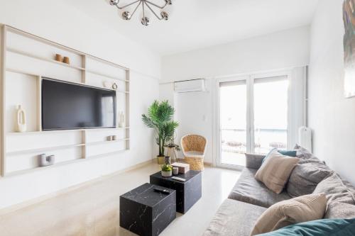 Sunny n Luxury apt in Glyfadas center — 4-Star Luxury Hotel in Athens, Greece