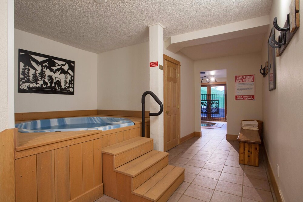 Ski Inn Condominiums by Resort Lodging Company - photo 77