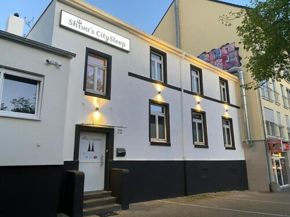 Shivas City Aparthotel — Koeln