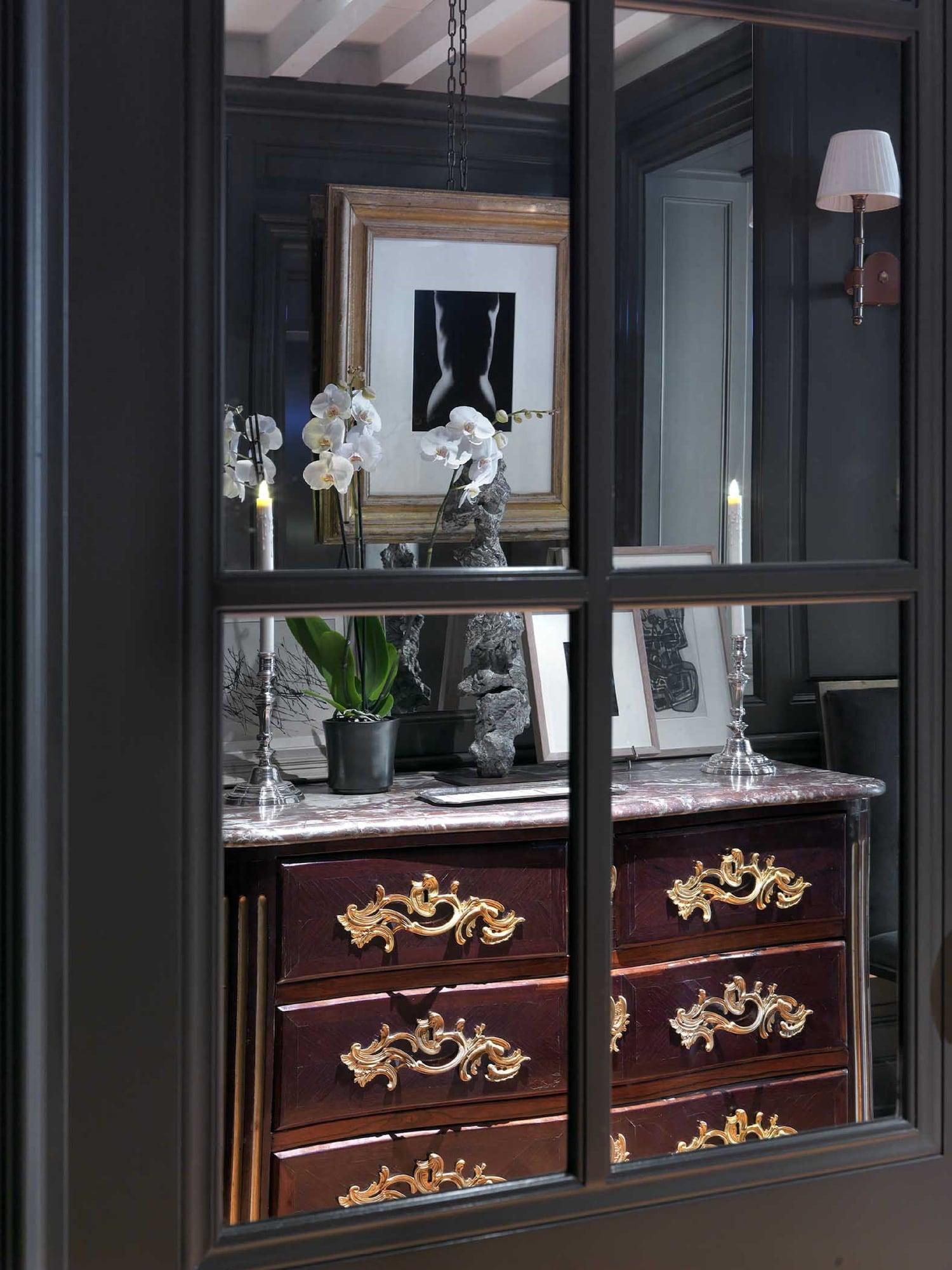 Marquis Faubourg Saint Honoré Small Luxury hotels of the World in Paris, France