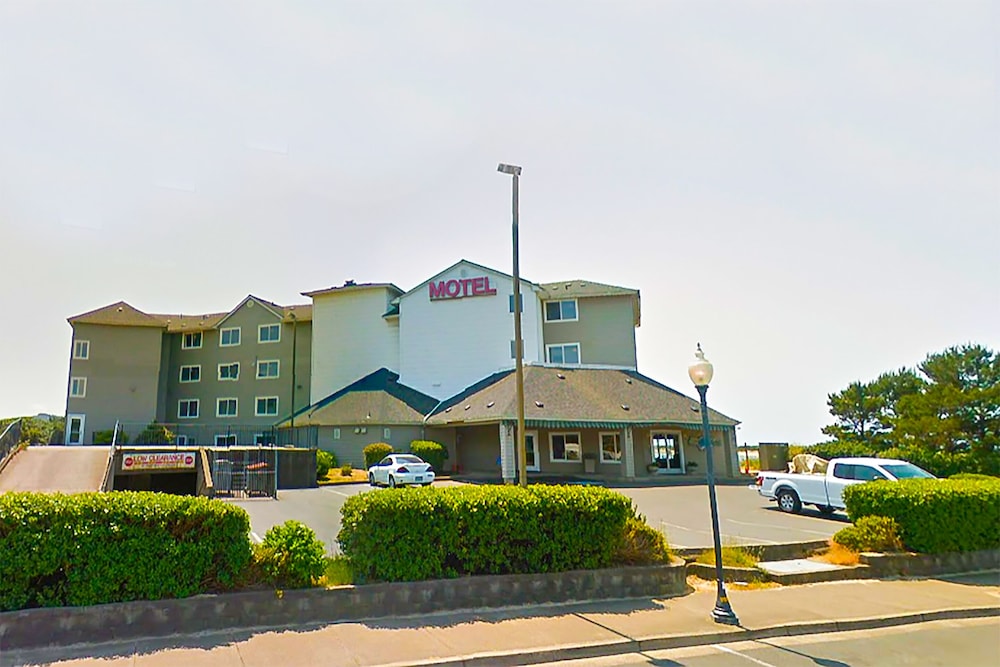 Siletz Bay Beachfront Hotel by OYO Lincoln City - photo 111