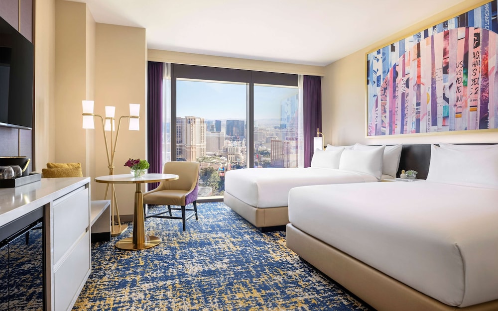 Las Vegas Hilton at Resorts World - photo 13