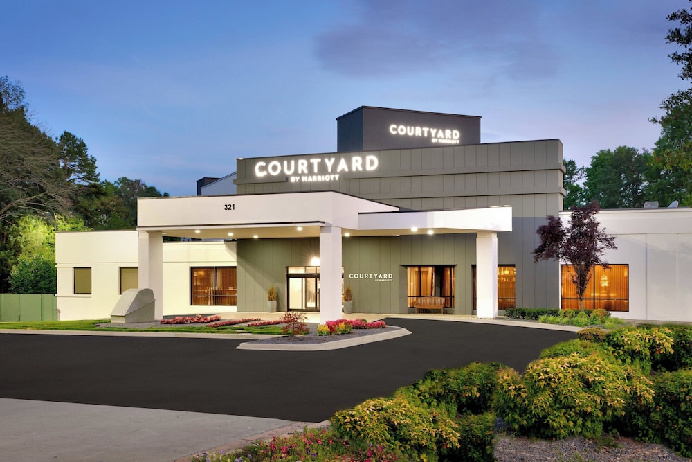 Courtyard by Marriott Charlotte Airport LoSo in Charlotte, United States